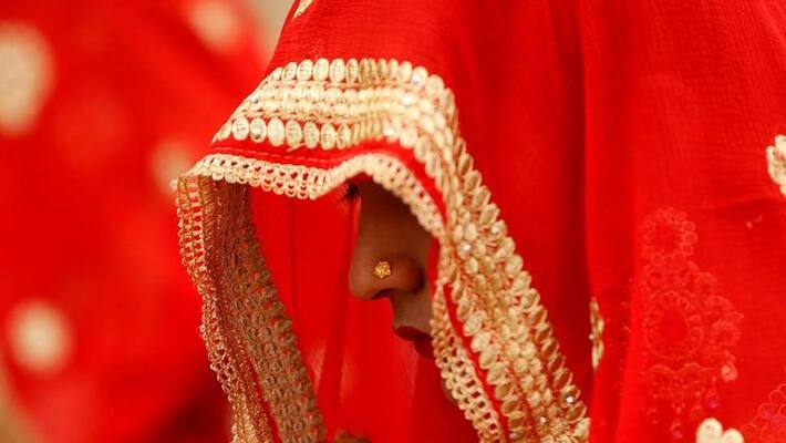 Pakistan arrests Chinese citizens for allegedly trafficking young girls into prostitution Pakistan arrests Chinese citizens for allegedly trafficking young girls into prostitution