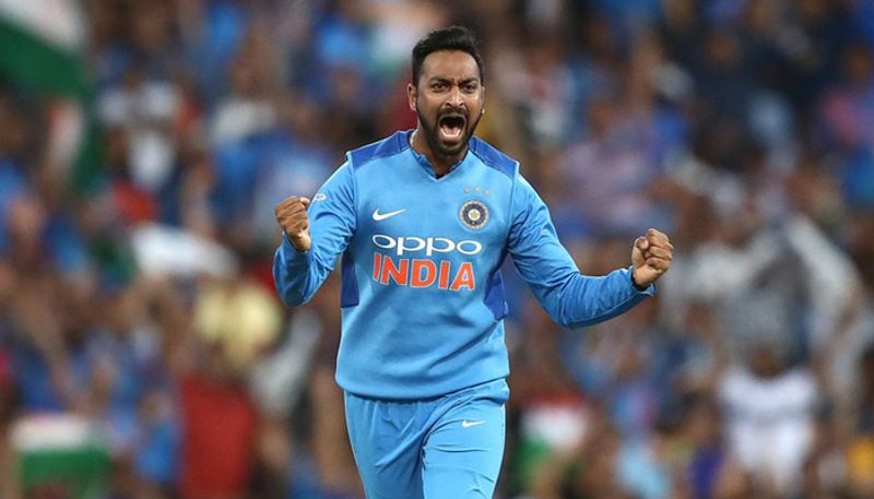 क्रुणाल ने जब स्पीड पोस्ट की नौकर छोड़ी थी, तब उनका चयन बड़ौदा के लिए भी नहीं हुआ था।
