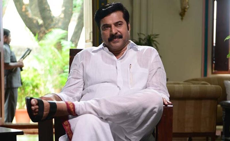 విధేయతకు బానిసత్వానికి చాలా తేడా ఉంది. నేను పార్టీకి విధేయుడ్నే కాని బానిసను కాను