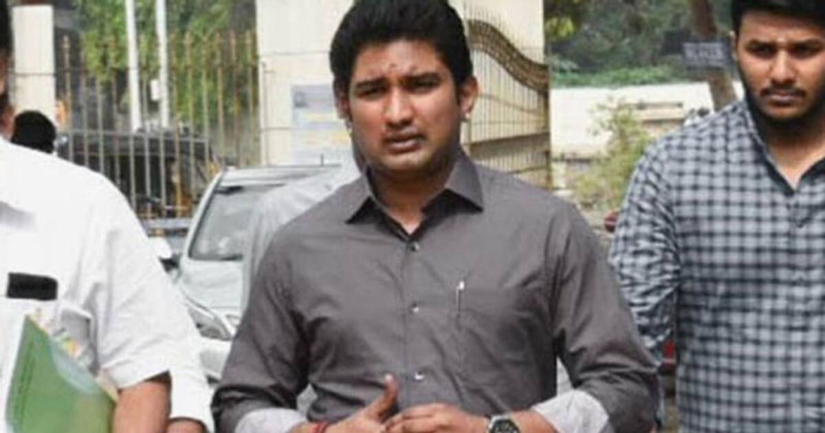 விடிய விடிய விசாரணை.. விவேக் ஜெயராமனின் மாமனார் அதிரடி கைது.. என்ன காரணம் தெரியுமா?