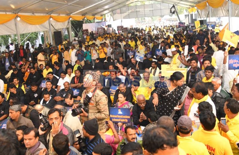 చంద్రబాబు ఢిల్లీ దీక్షకు జాతీయ నేతల మద్దతు