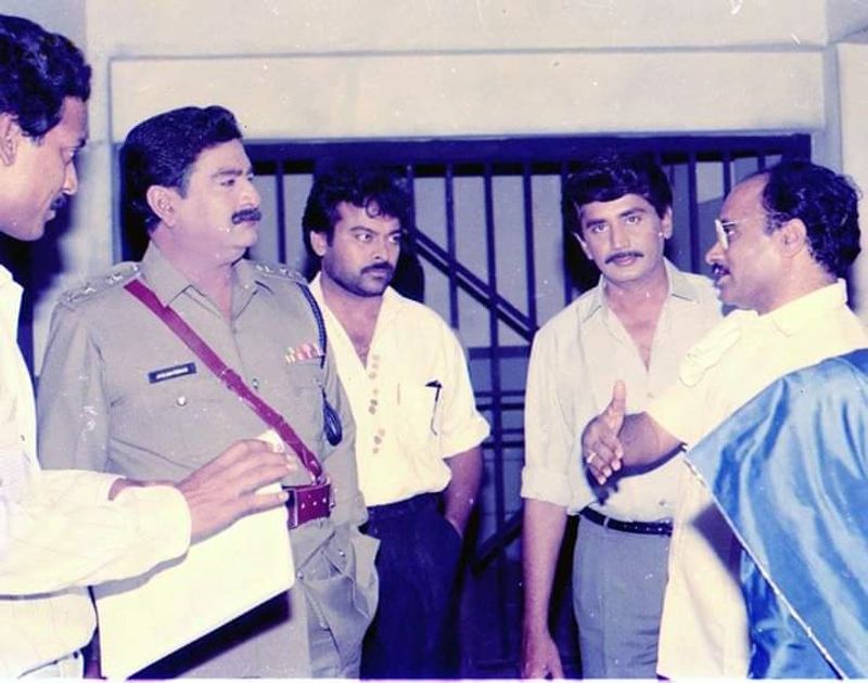 మెగా విజయ బాపినీడు