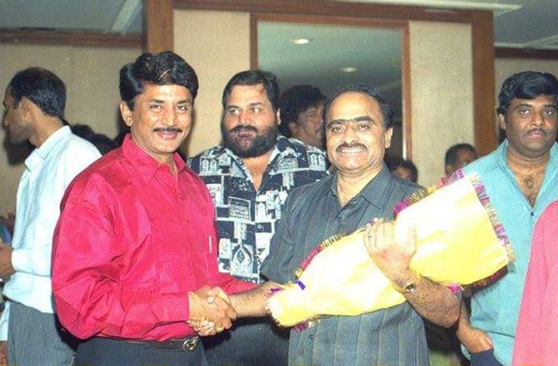 మెగా విజయ బాపినీడు