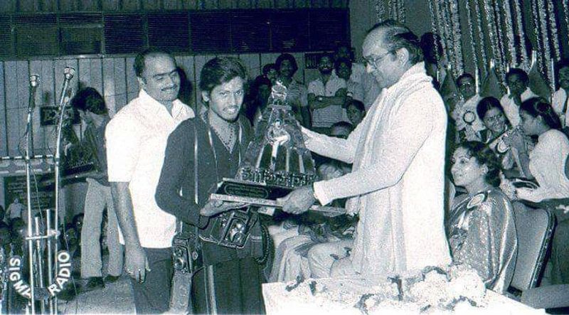 మెగా విజయ బాపినీడు