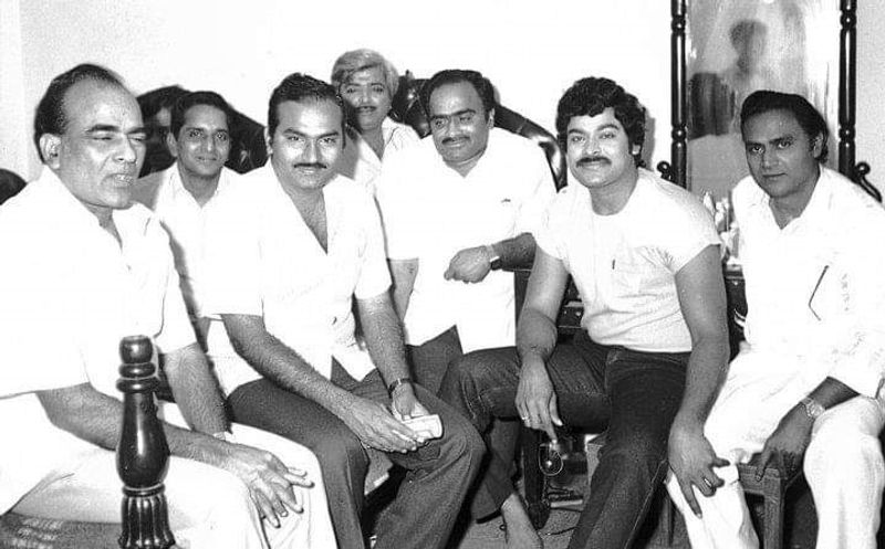 మెగా విజయ బాపినీడు
