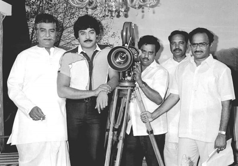 మెగా విజయ బాపినీడు