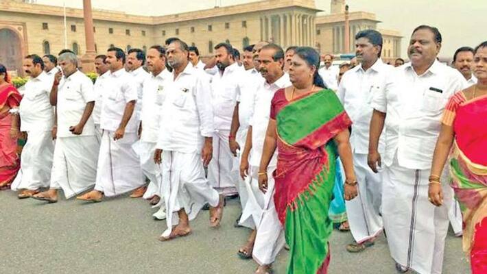 AIADMK Sitting MPs upset AIADMK Sitting MPs upset