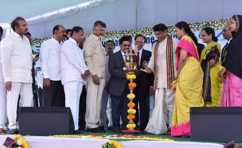 బసవతారకం క్యాన్సర్ హాస్పిటల్ శంకుస్థాపనలో బాలయ్య, చంద్రబాబు దంపతులు
