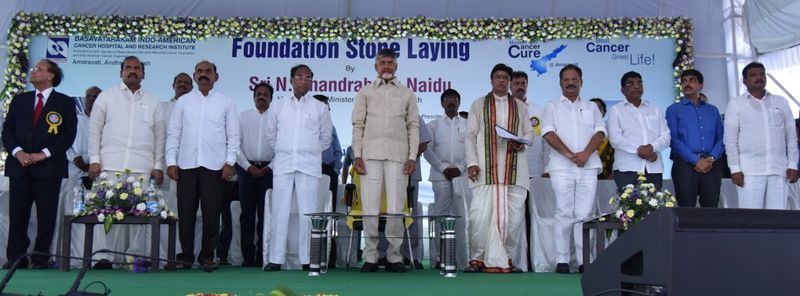 బసవతారకం క్యాన్సర్ హాస్పిటల్ శంకుస్థాపనలో బాలయ్య, చంద్రబాబు దంపతులు