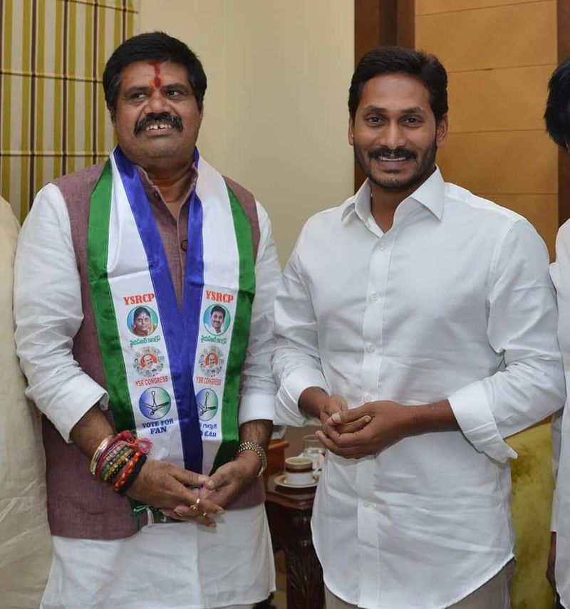 minister avanthi srinivas tries to stop ganta srinivasa rao to join in ysrcp