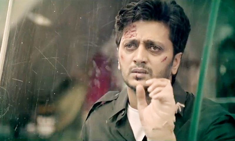 ''రాక్షసులు మళ్లీ చెలరేగిపోయారు. ఏ మాత్రం సహించకూడదని'' రితేష్ దేశ్ ముఖ్ అన్నారు.