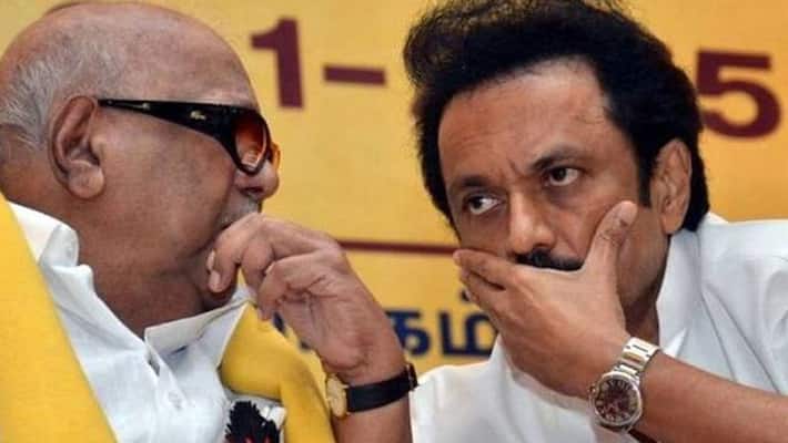 Do not compare Stalin with Karunanidhi...vairamuthu Do not compare Stalin with Karunanidhi...vairamuthu