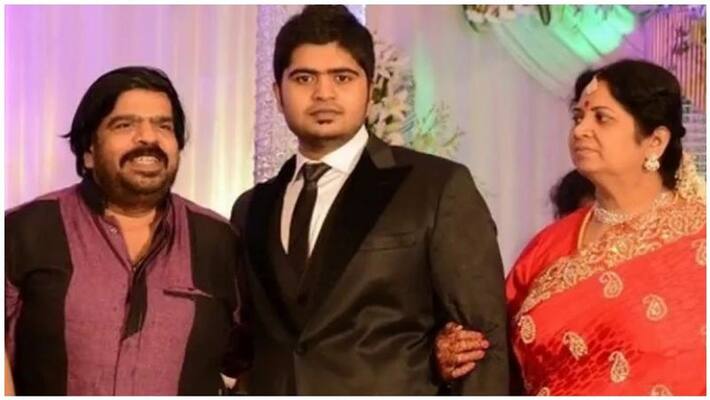 director t rajendhar daughter in law nabeela casual dress director t rajendhar daughter in law nabeela casual dress