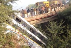 madhya pradesh bus accident, three died
