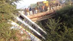 madhya pradesh bus accident, three died