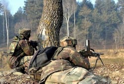Encounter going on in Pulwama district in south Kashmir, four army soldier martyr in encounter