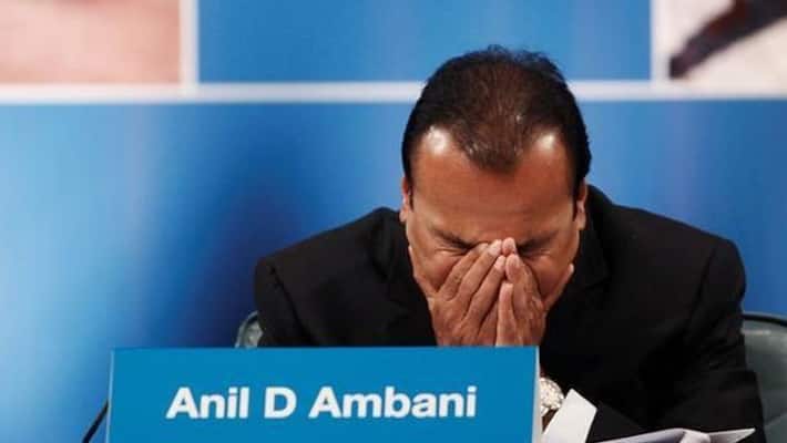 Pay Rs 453 crore in 4 weeks or face 3 months' jail: SC to Anil Ambani Pay Rs 453 crore in 4 weeks or face 3 months' jail: SC to Anil Ambani
