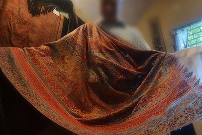 Post-Pulwama, Kashmiri shawl, dry fruit sellers under Intelligence Bureau scanner for suspicious activities