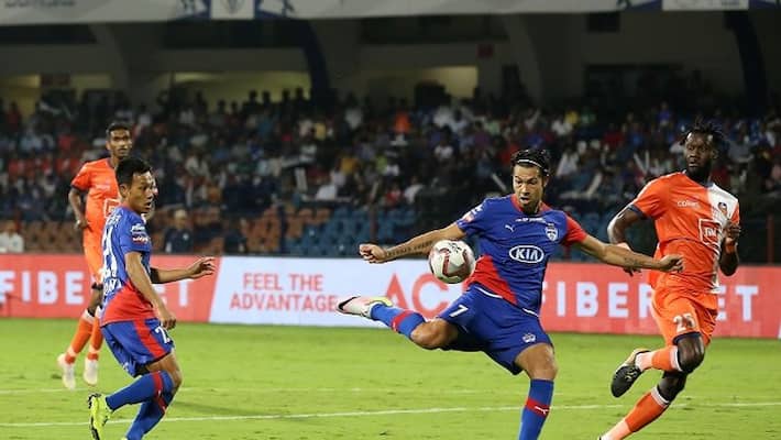 ISL 2019: 10-man Bengaluru FC seal top spot with 3-0 win over FC Goa ISL 2019: 10-man Bengaluru FC seal top spot with 3-0 win over FC Goa