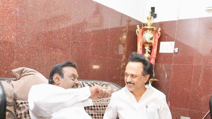 Sudden twist.... DMDK secret talks with DMK in the last minute..? Sudden twist.... DMDK secret talks with DMK in the last minute..?