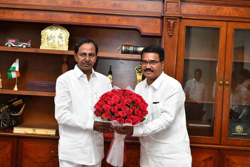కేసీఆర్తో కొప్పుల కుటుంబం భేటీ
