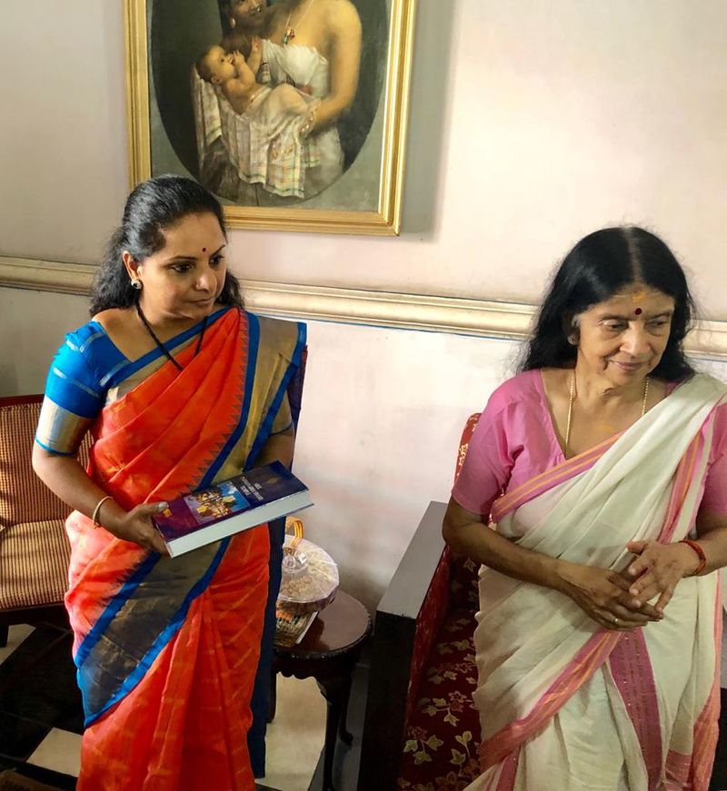 అనంత పద్మనాభస్వామిని దర్శించుకొన్న కవిత (ఫోటోలు)