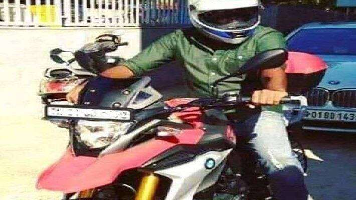 vijaya sethupathy new bmw bike vijaya sethupathy new bmw bike