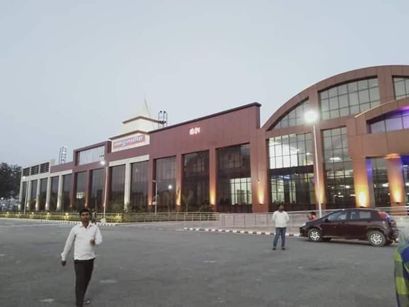 Railway minister Piyush Goyal on Thursday shared a video on Twitter showing the new Manduadih railway station in Varanasi.