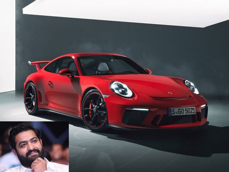 యంగ్ టైగర్ ఎన్టీఆర్ Porsche 911 లేటెస్ట్ మోడల్ ఉపయోగిస్తున్నారు. ఈ కార్ అంటే ఎన్టీఆర్ కి చాలా ఇష్టం. దీని ధర దాదాపు కోటిన్నరకి పైగానే ఉంటుంది.