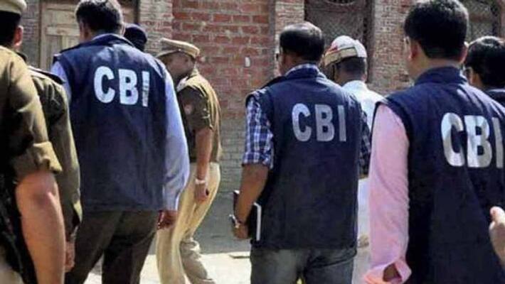 Yamuna Expressway land scam: villagers attack CBI team in Noida Yamuna Expressway land scam: villagers attack CBI team in Noida
