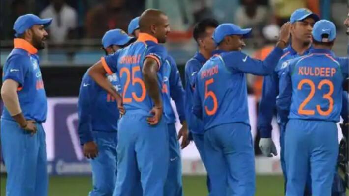hayden believes rayudu and kuldeep will be sparkle in australia series hayden believes rayudu and kuldeep will be sparkle in australia series