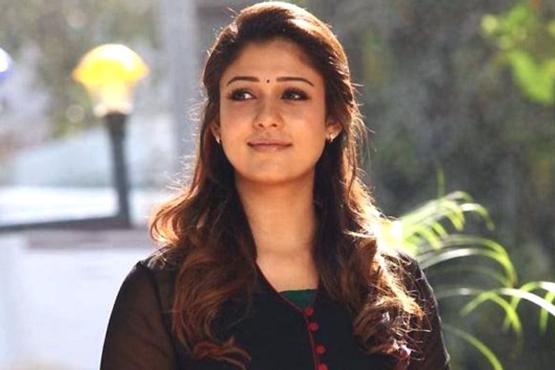 తమిళంలో స్టార్ హీరోయిన్ గా గుర్తింపు తెచ్చుకున్న నయన్ హీరోల పక్కన జోడీ కడుతూనే కథానాయిక ప్రాధాన్యమున్న సినిమాల్లో నటిస్తోంది. ఏడాదికి కనీసం మూడు, నాలుగు లేడీ ఓరియెంటెడ్ సినిమాల్లో నటిస్తోంది.