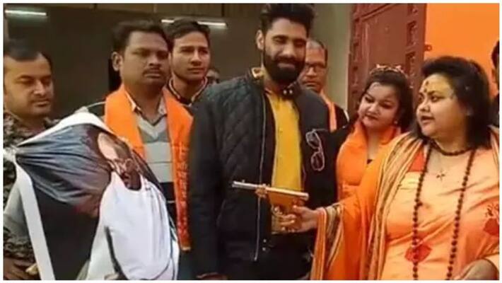 pooja sagun pandey released pooja sagun pandey released