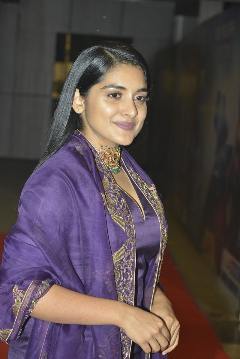 నివేత థామస్ లేటెస్ట్ ఫొటోస్ (118 ప్రీ రిలీజ్ ఈవెంట్)