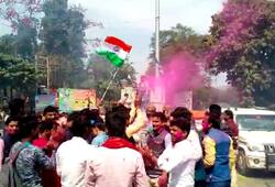 After the news of the attack on Pakistan, celebrating in Ballia
