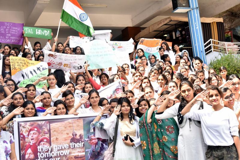 సర్జికల్ స్ట్రైక్స్: జై జవాన్ (ఫొటోలు)