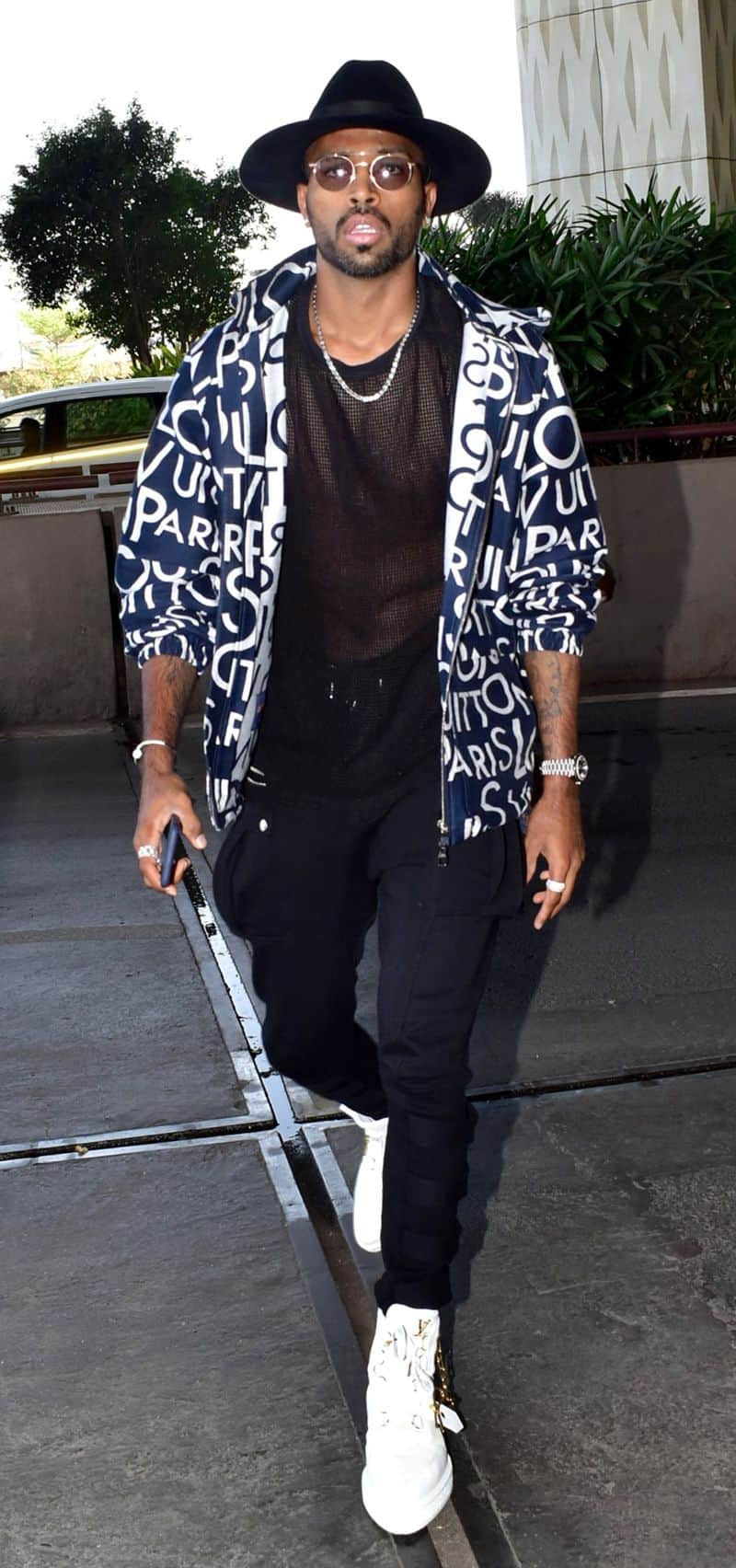 Hardik Pandya Wore A  Louis Vuitton Paris print Shirt which cost 1 lakh