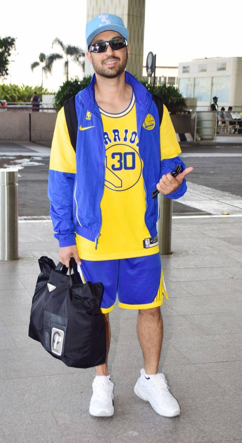 Repping his loyalties in Nike NBA Warriors jersey, Diljit Dosanjh accessoried his outfit with the perfect couture add-on.