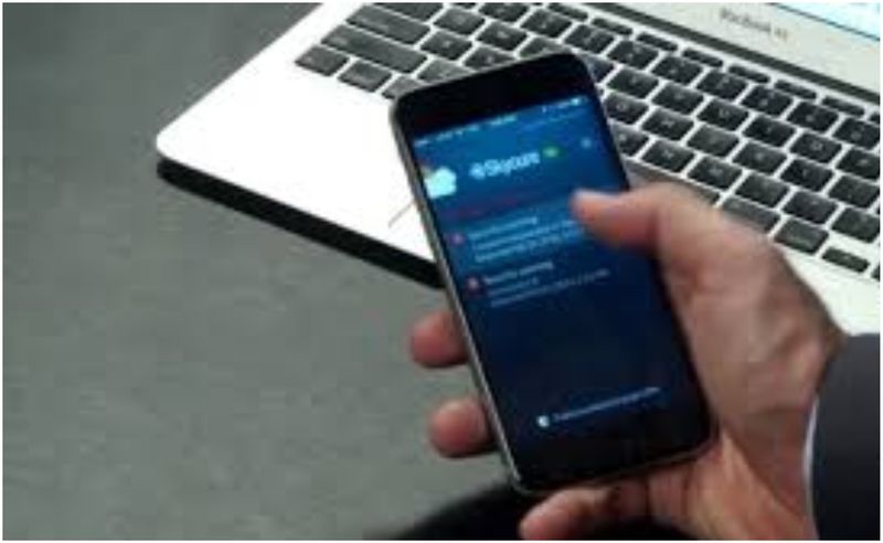 How can you protect your cell phone from Hacking bmm