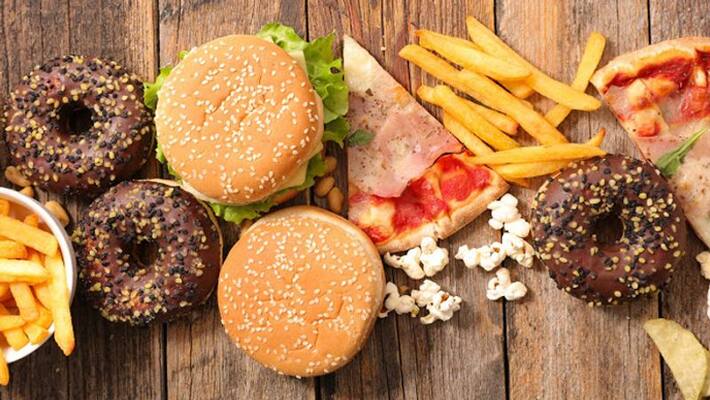 Uk teen blinded after 7 years of having junk food Uk teen blinded after 7 years of having junk food