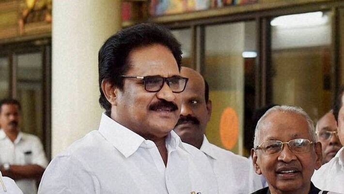 Edappadi palanisamy attacked thirunavukarasar Edappadi palanisamy attacked thirunavukarasar