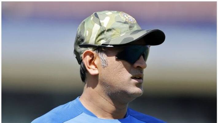 MS dhoni will join serve Territorial Army Fans praise cricketers decision MS dhoni will join serve Territorial Army Fans praise cricketers decision