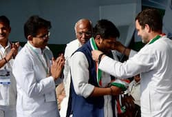 Patidar Leader Hardik Patel Joins Congress In Presence Of Rahul and Sonia Gandhi