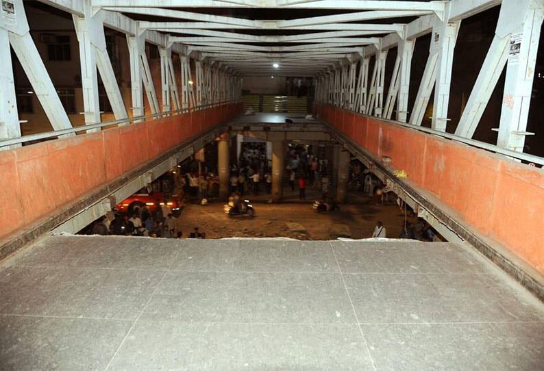 Bridge collapse in mumbai