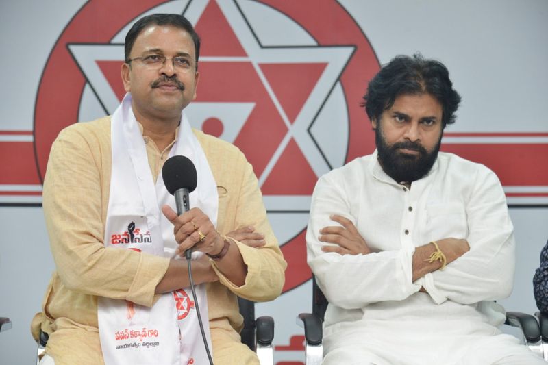 EX CBI JD lakshmi narayana joins janasena