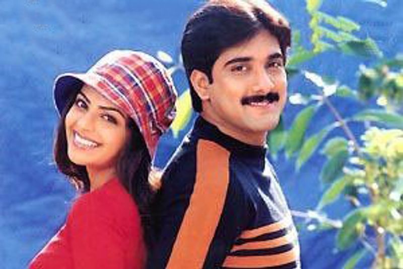 నువ్వే కావాలి (2000): షేర్స్ 19.5 కోట్లు (షేర్స్)