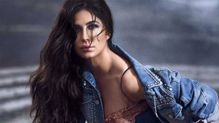 Katrina Kaif Performs Sheila Ki Jawani at Guptas' Star Studded Auli Wedding Katrina Kaif Performs Sheila Ki Jawani at Guptas' Star Studded Auli Wedding