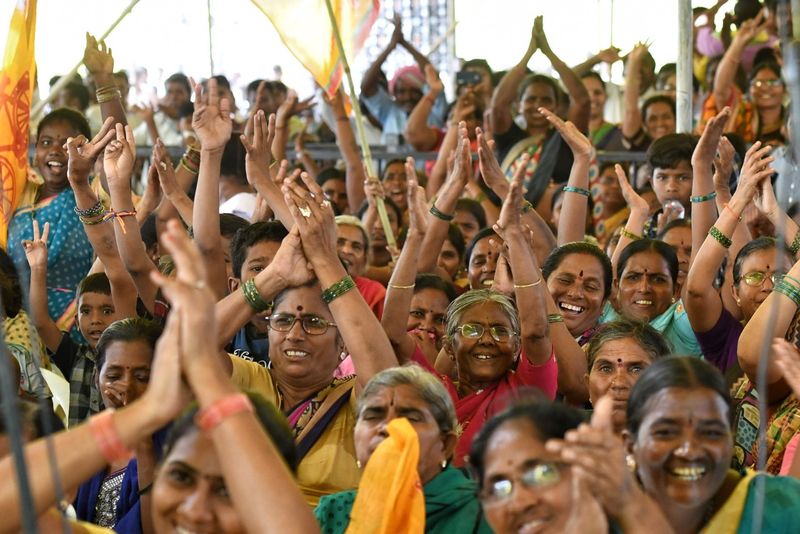 AP CM Chandrababu Naidu Participated in Election Campaign Public Meeting at Ananthapuram