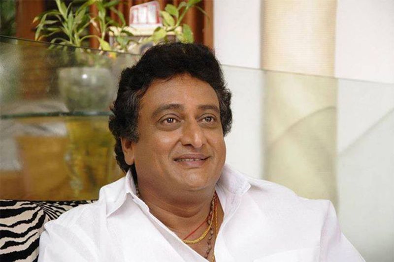 పృధ్వీ రాజ్ - రూ.2 లక్షలు
