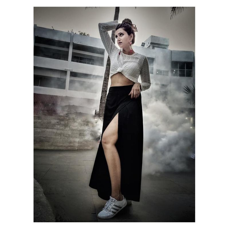 hamsan nandi promotes daniel wellington watches in style ksr